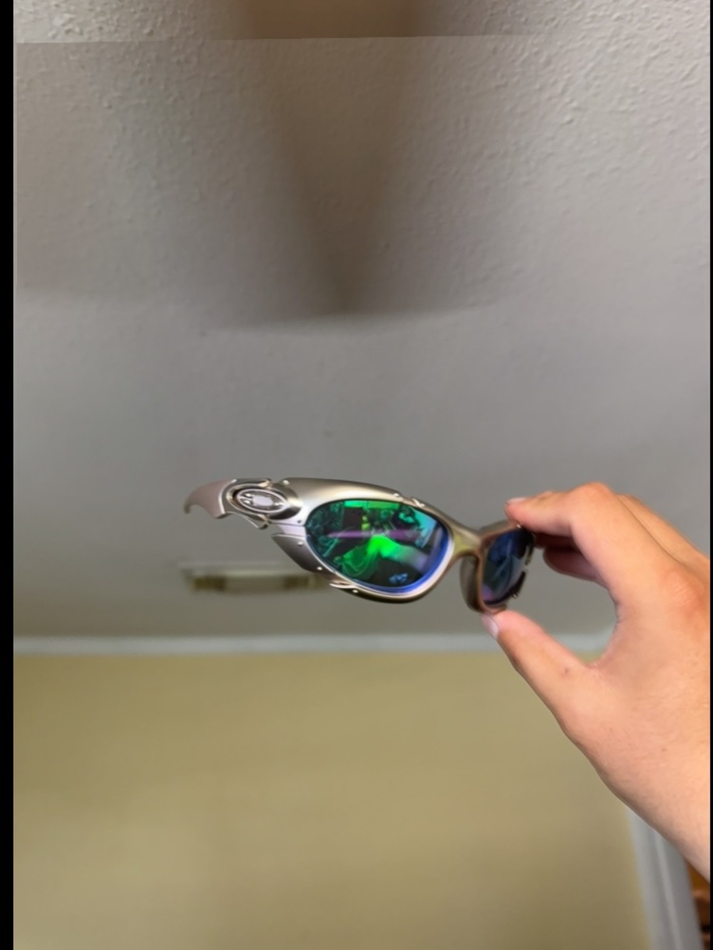 Metallic Silver Sunglasses with Green-Blue Mirrored Lenses o sunglasses